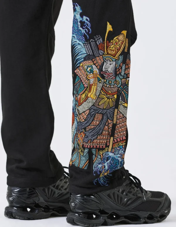 Maharishi Sweatpants*4247 Samurai Vs. Dragon Embroidered Sweatpants Black